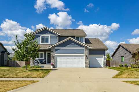590 NE Wilden Drive, Waukee, IA 50263