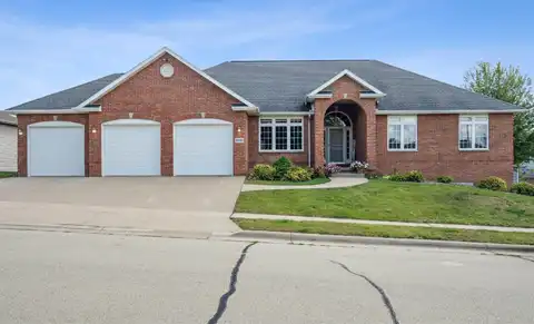 2480 Wheatland, Dubuque, IA 52002