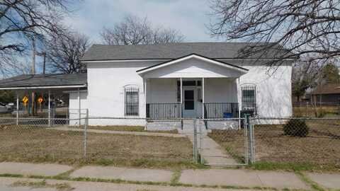 1002 W Garza, Del Rio, TX 78840