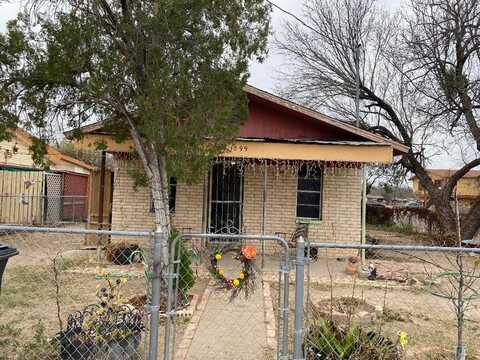 1099 Comal St, Eagle Pass, TX 78852
