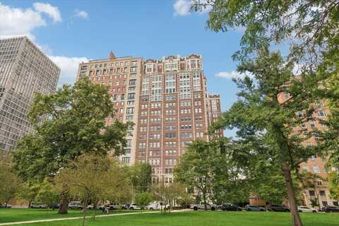 2440 N Lakeview Avenue 11C, Chicago, IL 60614