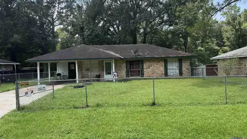 9667 Gov Beauvais Dr, Baton Rouge, LA 70811
