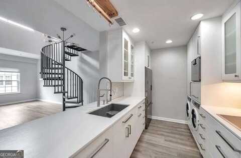1074 Peachtree WALK NE B504, Atlanta, GA 30309