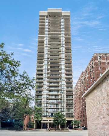 3150 N Sheridan Road 10B, Chicago, IL 60657