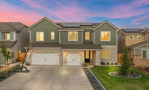 1841 Agua Dulce, Clovis, CA 93619