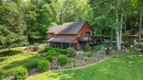 558 Hannah Mtn. Rd., Otto, NC 28763