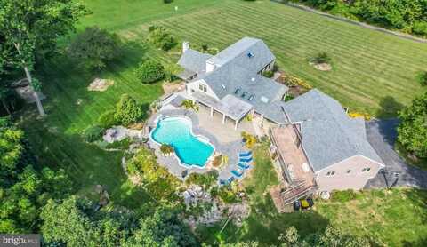 8 WOODLAND DRIVE, MALVERN, PA 19355