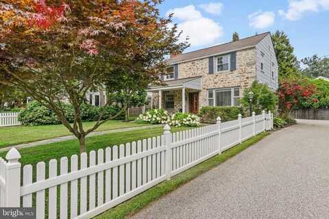 4 LOWRYS LANE, BRYN MAWR, PA 19010