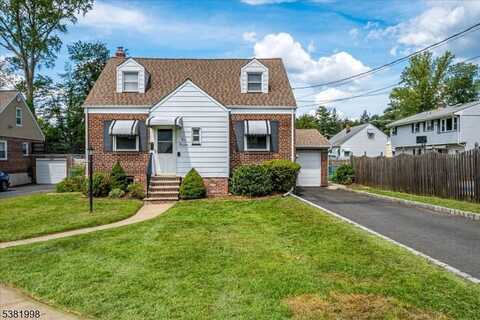 114 Oakmanor Pkwy, South Plainfield, NJ 07080