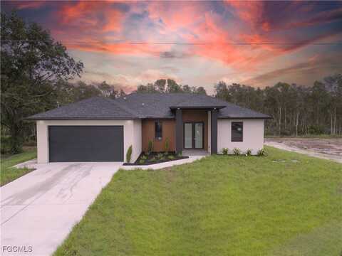 607 Pelee Avenue, Lehigh Acres, FL 33974