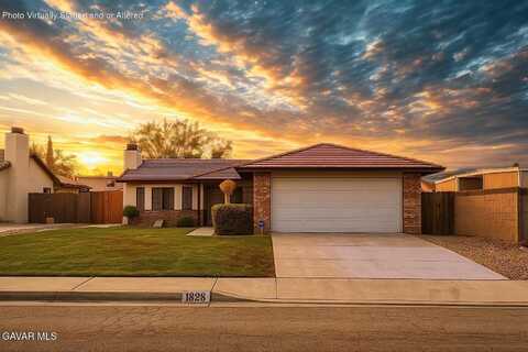 1828 Linda Avenue, Lancaster, CA 93534