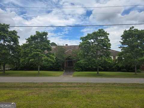 2060 College, Comer, GA 30629