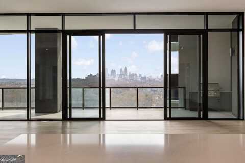 2425 Peachtree, Atlanta, GA 30305