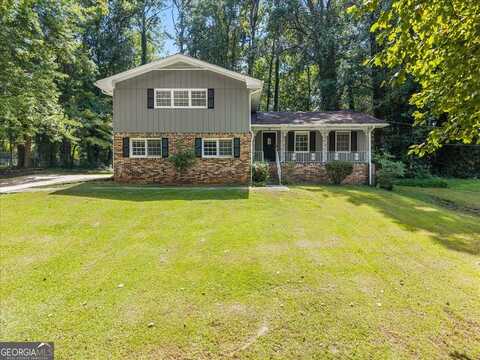 2669 Woodfen, Ellenwood, GA 30294