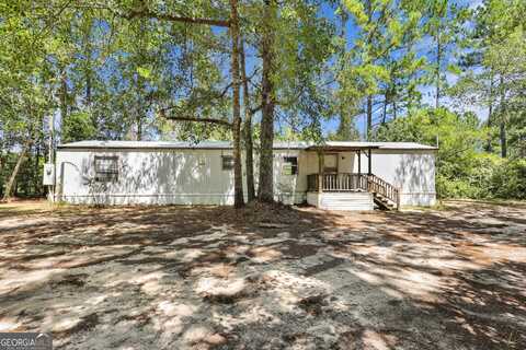 682 Woodsbridge Rd, Jesup, GA 31545