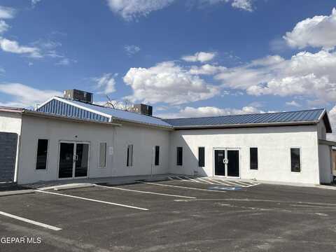 10923 N Loop Drive unit: B, Socorro, TX 79927