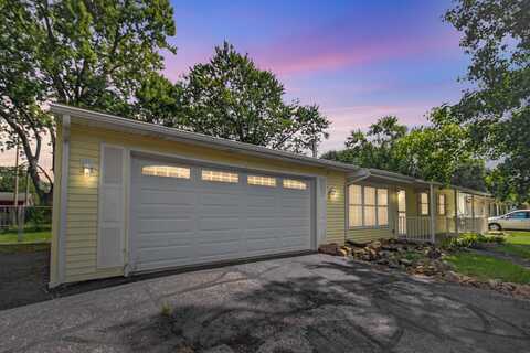 781 Governor Road, Valparaiso, IN 46385
