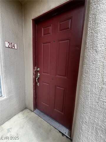 1901 High Valley Court, Las Vegas, NV 89128