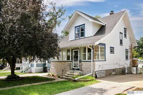 2332 S 35th Avenue, Omaha, NE 68105