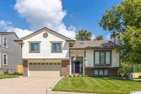 16206 Orchard Circle, Omaha, NE 68135