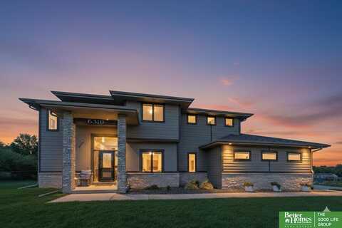6319 Majestic Oaks Road, Fort Calhoun, NE 68023