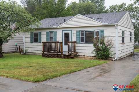 2519 S 53rd Street, Lincoln, NE 68506