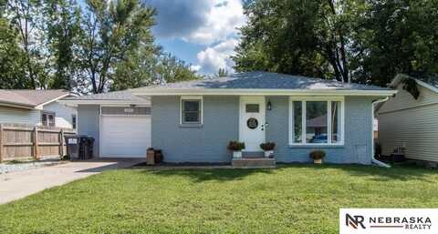 1221 W Park Avenue, Lincoln, NE 68522