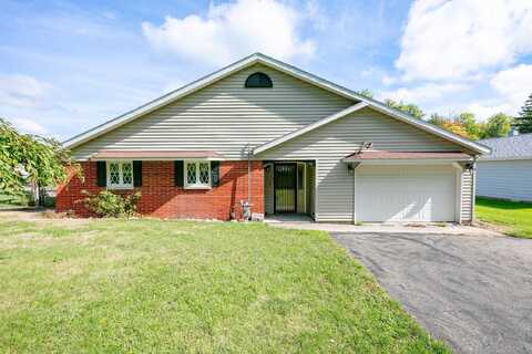 21734 Channel Parkway, Edwardsburg, MI 49112