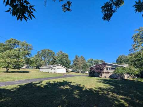 448 S Division Street, Newaygo, MI 49337