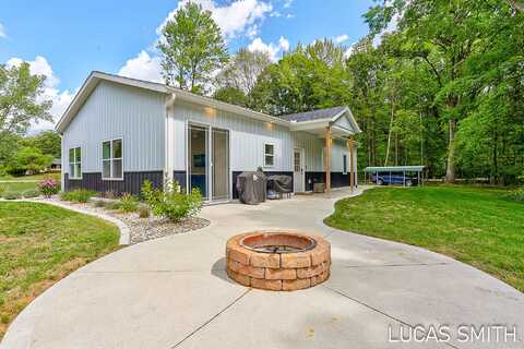 10802 Buchanan Street, Grand Haven, MI 49417