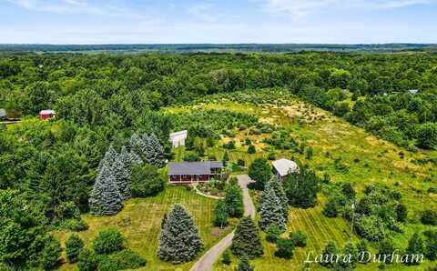 6043 127th Avenue, Fennville, MI 49408