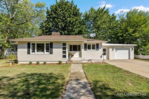 333 W 28th St, Holland, MI 49423