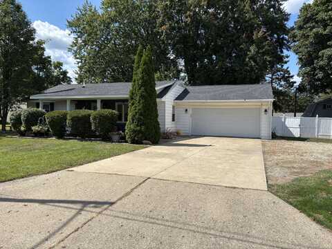 1411 Sunnyfield Road, Sturgis, MI 49091