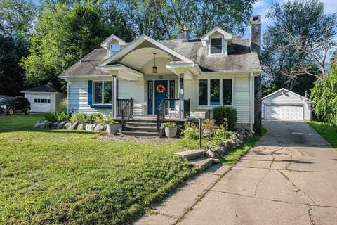 130 E Glenguile Avenue, Parchment, MI 49004