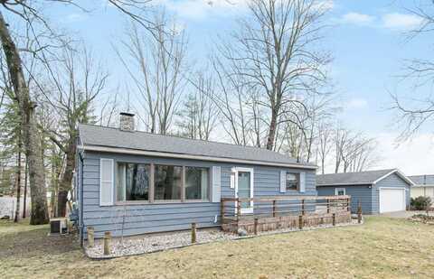12774 Russell Drive, Wayland, MI 49348