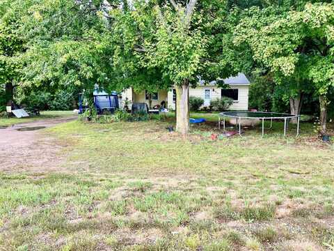 4677 Harvey Street, Norton Shores, MI 49444
