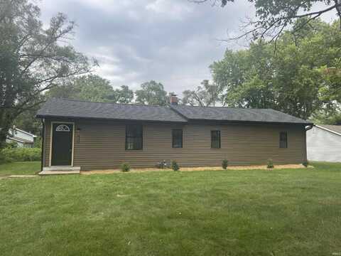 19253 Hamilton Street, South Bend, IN 46637