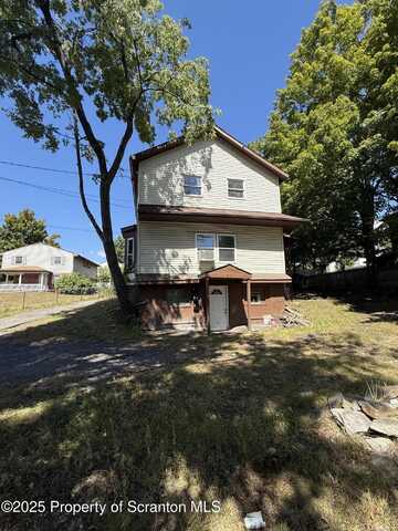 83 Canaan Street, Carbondale, PA 18407