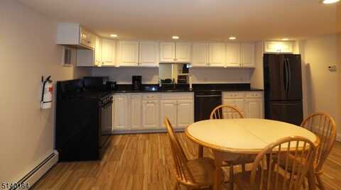 5 Alma Ave, Madison, NJ 07940