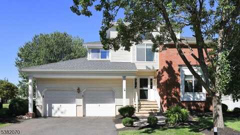 6 Crammer Ln, Hillsborough, NJ 08844