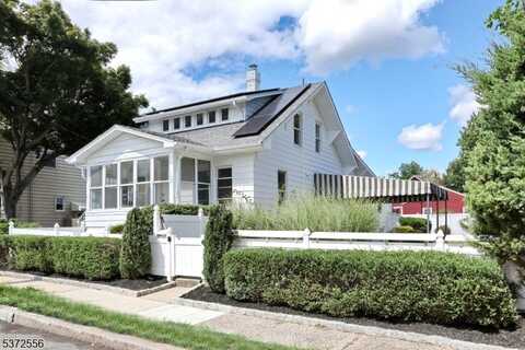 7-29 Cedar St, Fair Lawn, NJ 07410