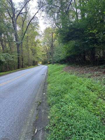 Reservoir rd, Washington, NJ 07853