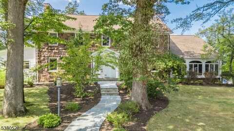 61 Crest Dr, South Orange, NJ 07079