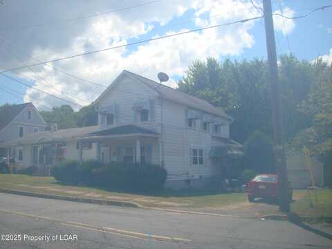 79 W Liberty Street, Hanover, PA 18706