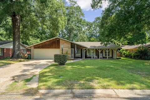 305 Emerson Dr., Hattiesburg, MS 39401