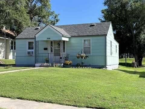 306 E 14th, Ellis, KS 67637