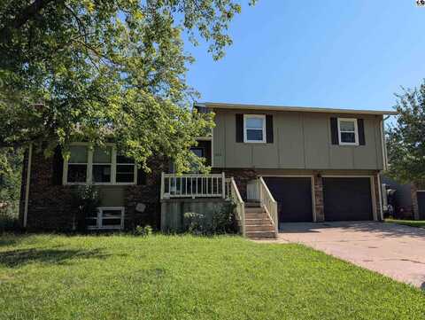 411 Liberty Dr, McPherson, KS 67460