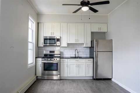 426 13TH ST, Union City, NJ 07087