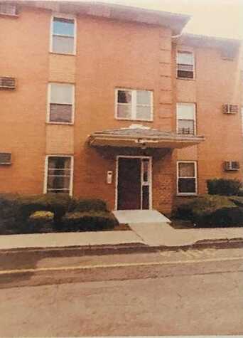 38 RIVERVIEW CT, Secaucus, NJ 07094