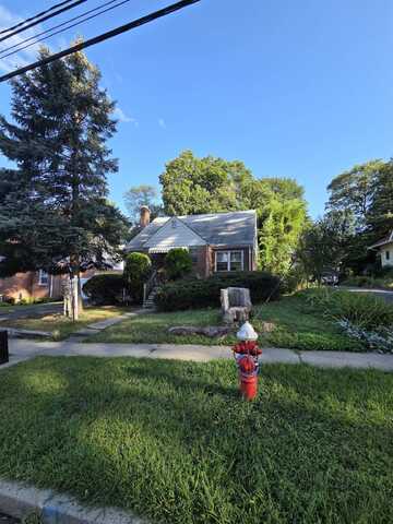 358 LIBERTY AVE, Hillsdale, NJ 07642
